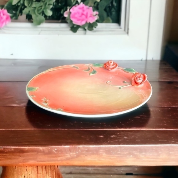 SORELLE servings plate, ceramic, rose design, excellent condition, no chips - Picture 1 of 6